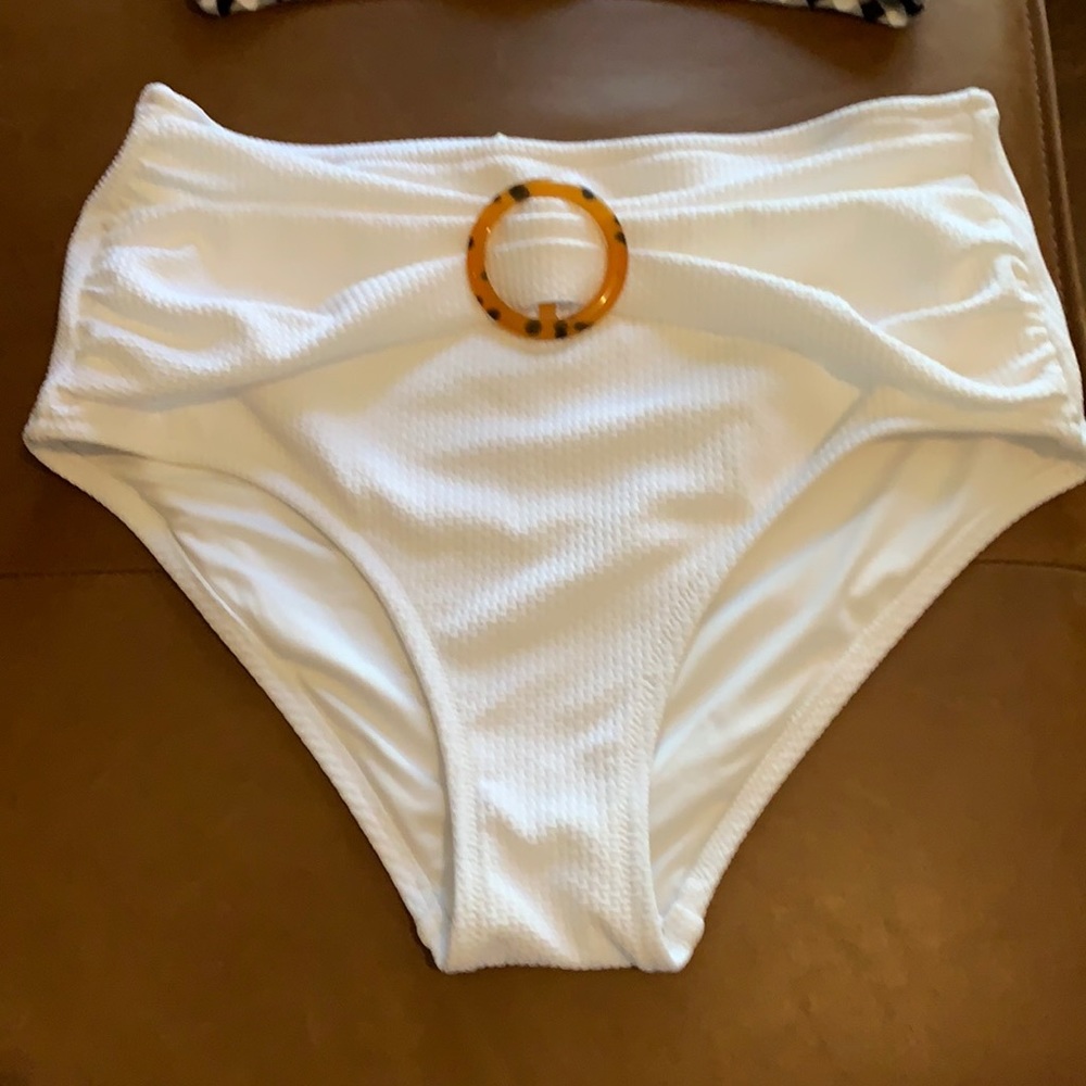 Bikini bottoms